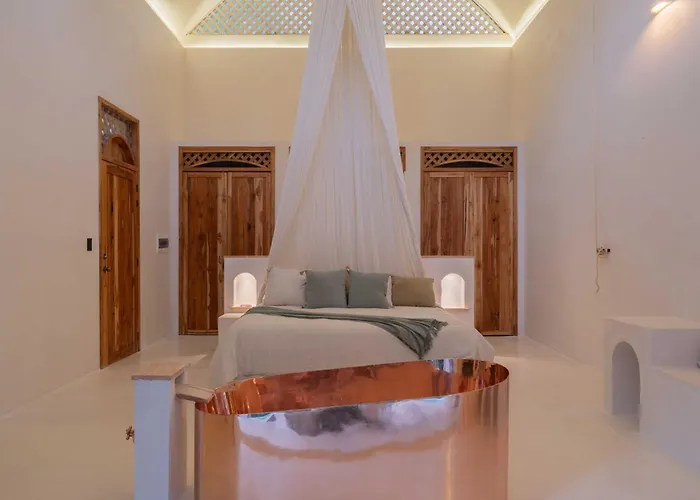 Anat Tantric Boutique 5*